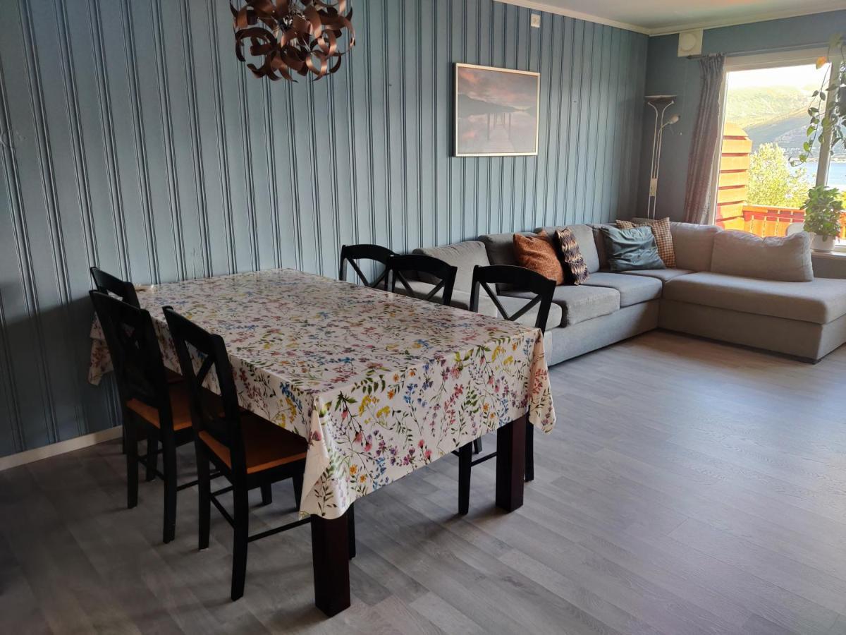 Feelhome 3 Bedroom Near University Tromso Bagian luar foto