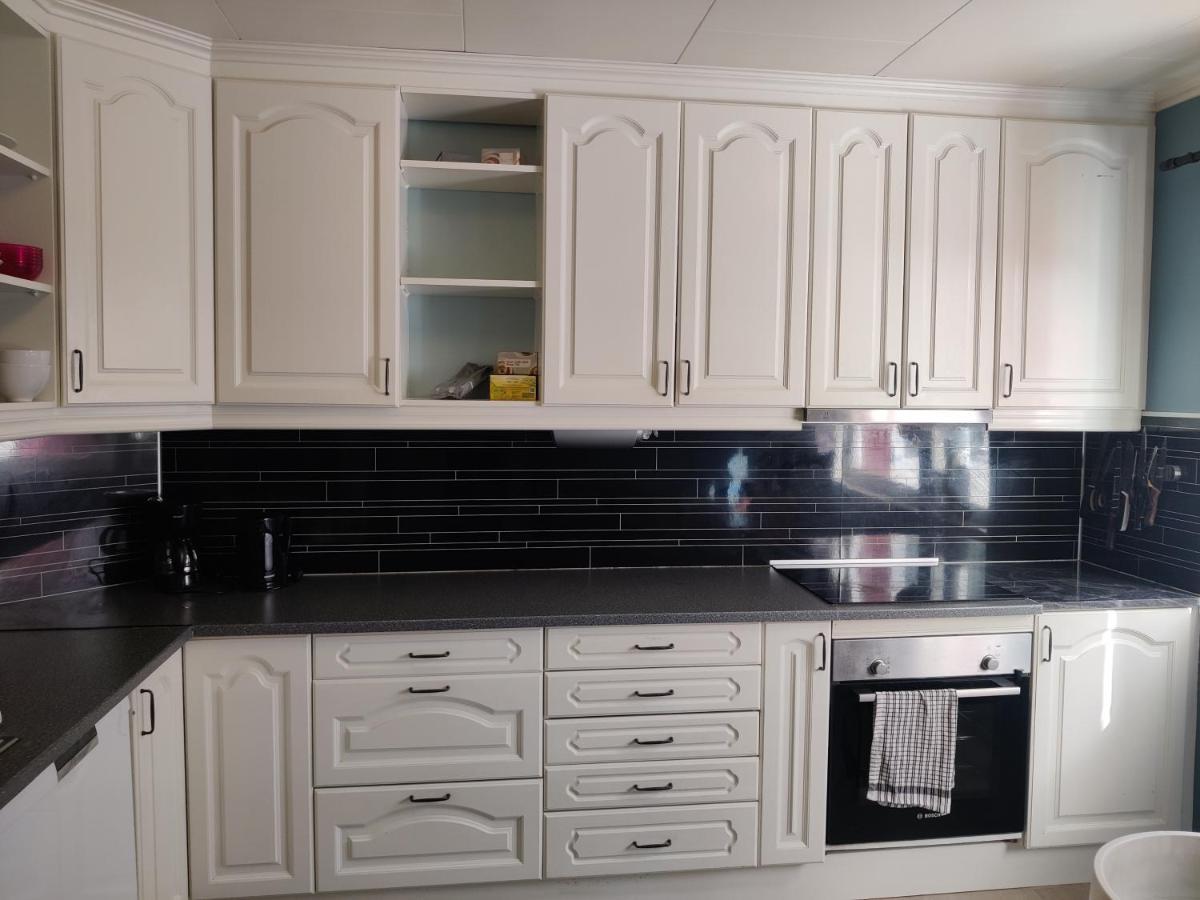 Feelhome 3 Bedroom Near University Tromso Bagian luar foto