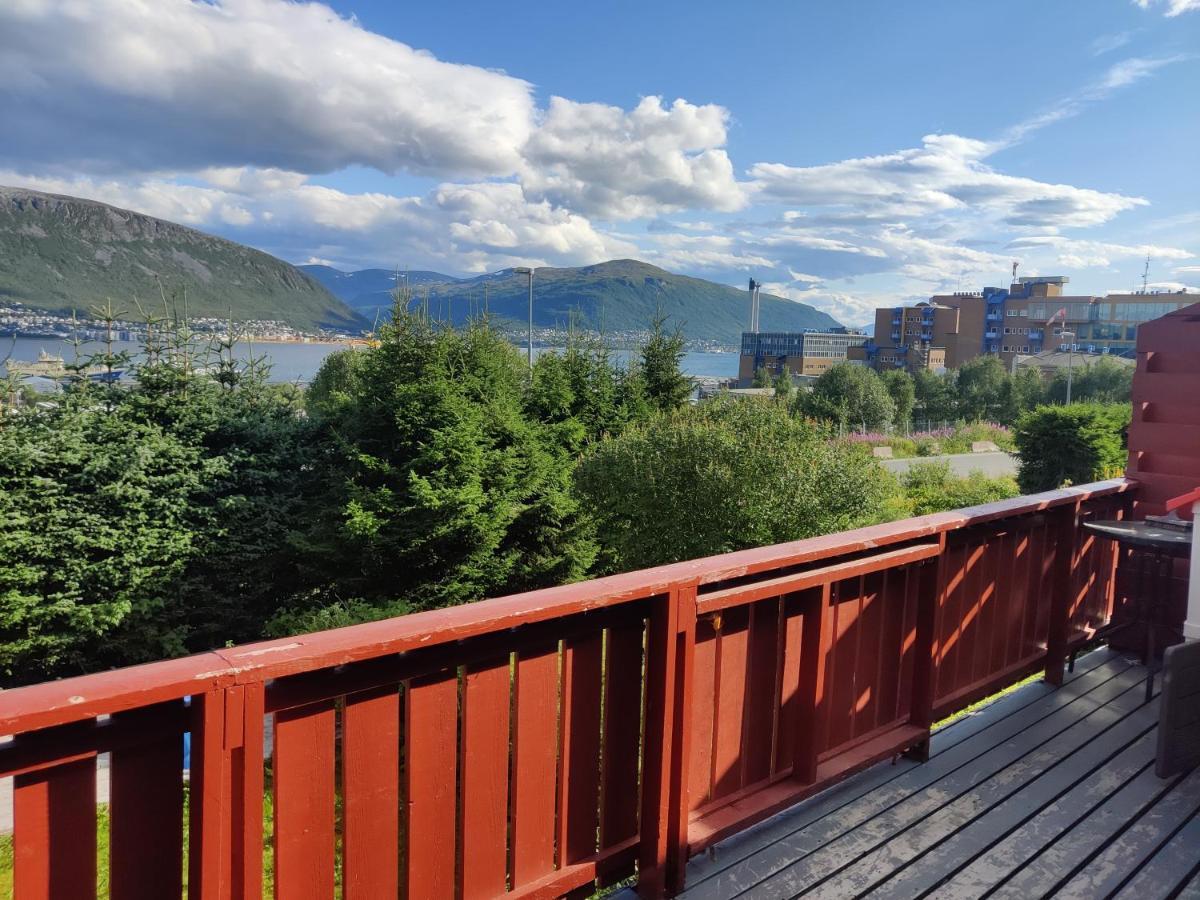 Feelhome 3 Bedroom Near University Tromso Bagian luar foto